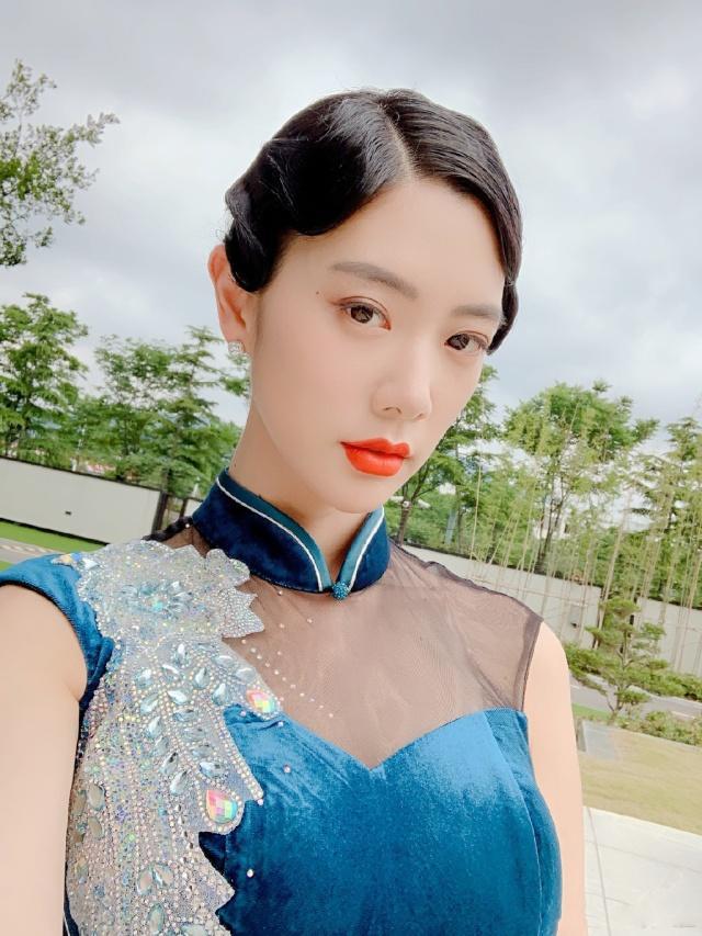 伊人app直播入口 热门10
